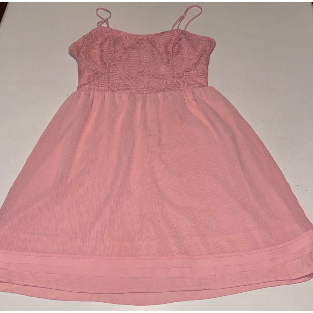 Princess Vera Wang Pink Lace Bodice Mini Dress Cutout Back Smocked Size 5